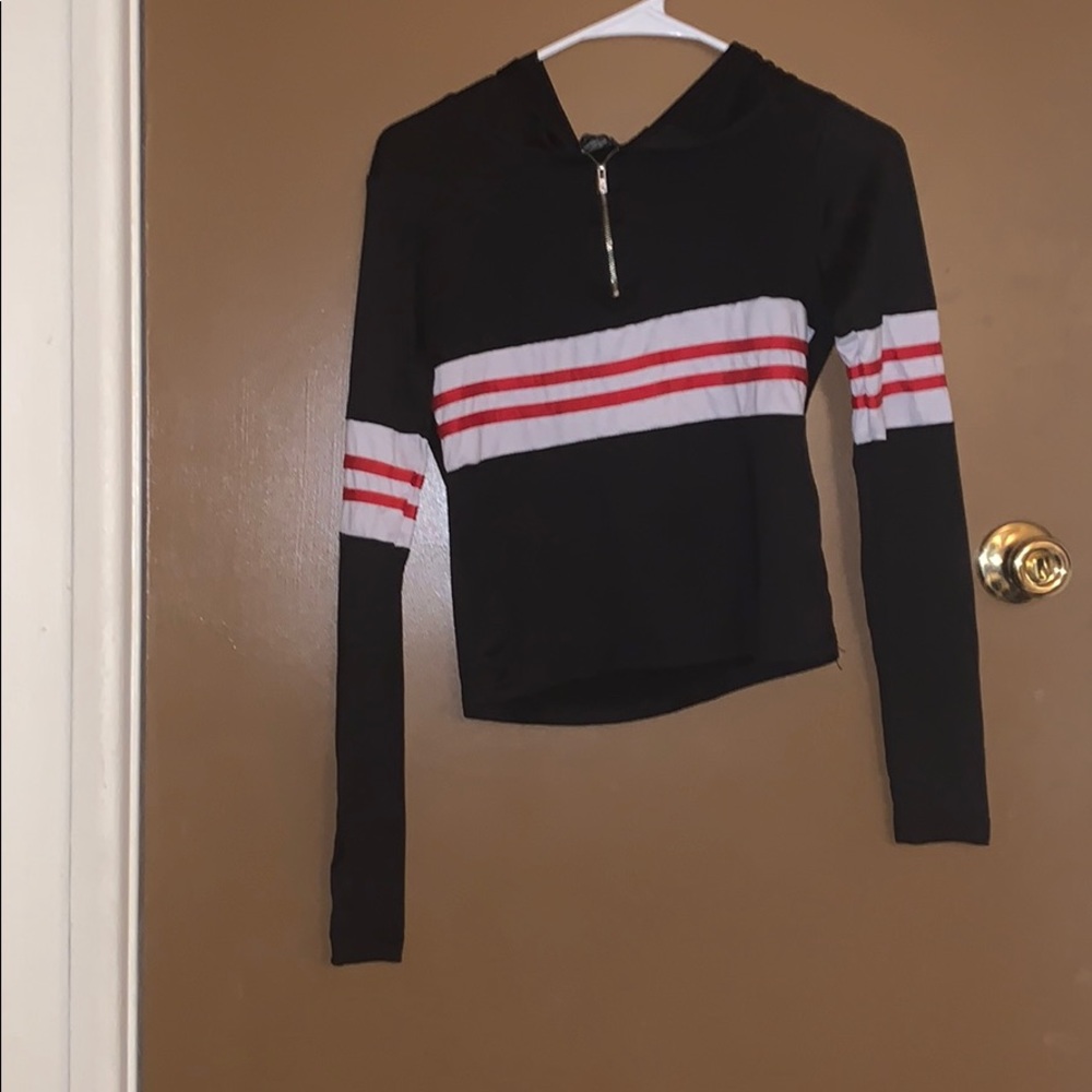 Long sleeve hooded shirt